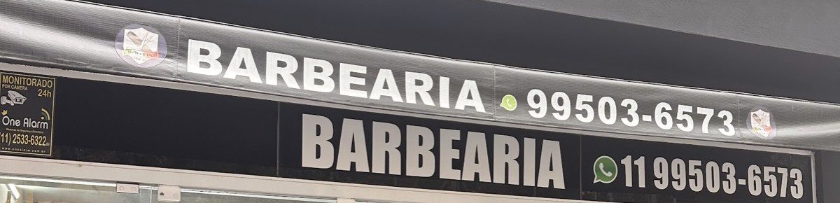 Fachada da barbearia Ed W Tiso na Rua Cajaíba, em Perdizes